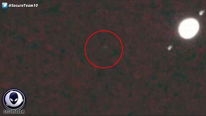 业余天文爱好者发现UFO飞向木星附近？
