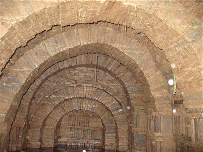 不管是传说还是研究，长明灯都不可能永久不灭。