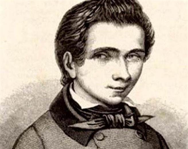 伽罗瓦在10几岁时，就解决了长期困扰数学界的问题。