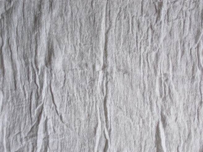 揭秘：为什么纸沾水后 再晾干就不平了？