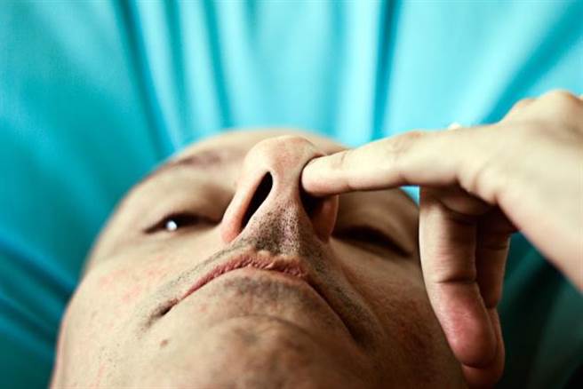 科学家在鼻子内发现可以抵抗超级细菌的抗生素