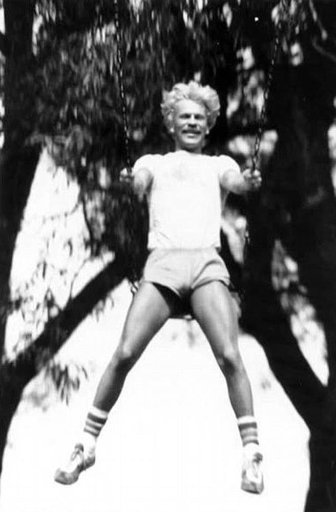 杜嘉思性生活丰富。