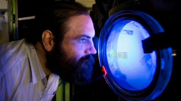 科学家搞出离子推进器，即将进入太空实验