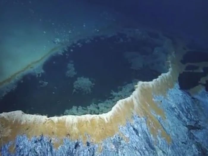 墨西哥湾海底出现死亡之湖。