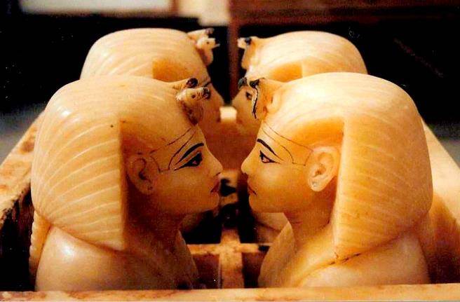 揭秘：图坦卡门变成木乃伊后 其内脏去哪了？