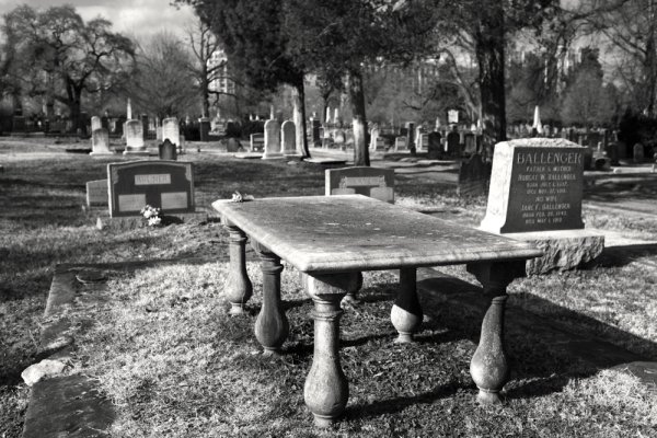 神秘女子墓：延续了整整200年的谜团