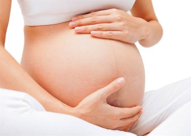 专家发现子宫内微生物的数量过多，或会影响人工受孕的机会率。