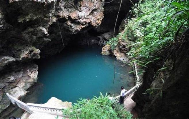 数百年来，绿窟潭一直是宗族惩罚违反乡规民约及封建族规之地。