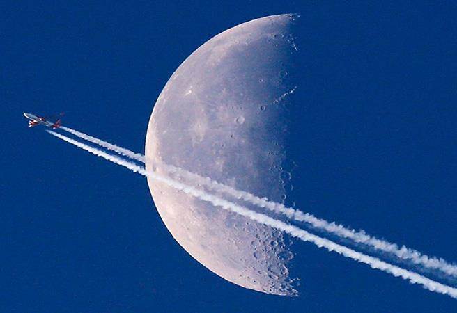 月球恐撞上地球？有科学家算出这个时间了